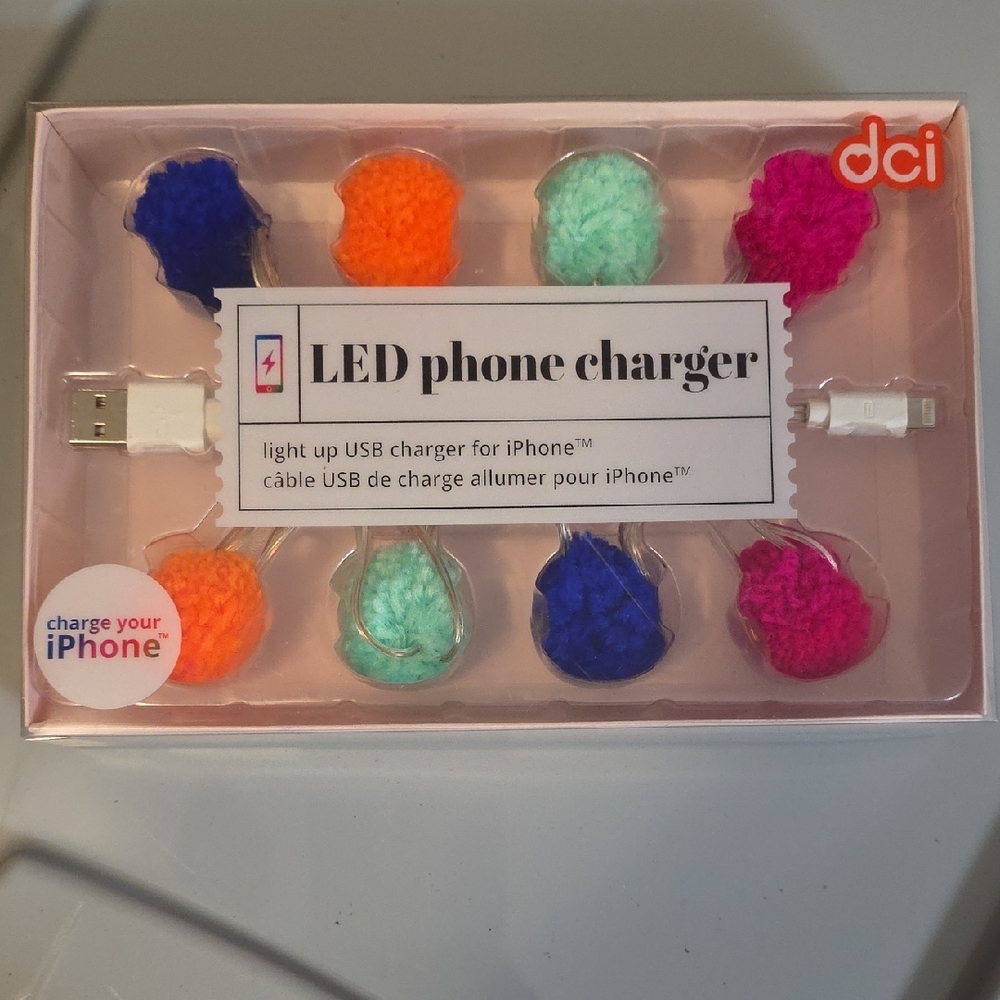DCI Multicolor LED USB Charger for iPhone